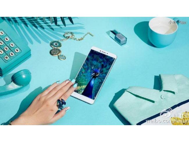 Xiaomi Max fondo azul