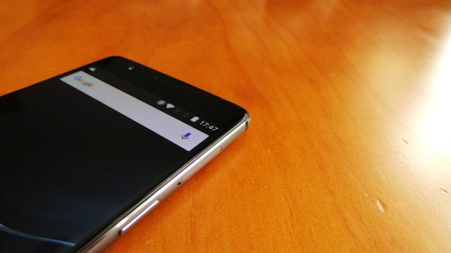 Integración de la pantalla en el OnePlus 3