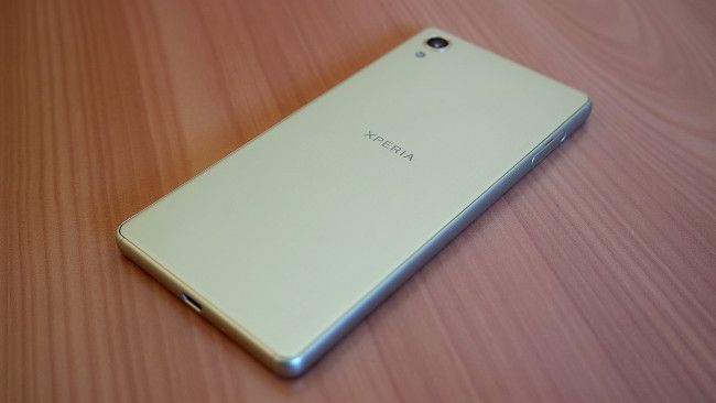 Imagen trasera del Sony Xperia X