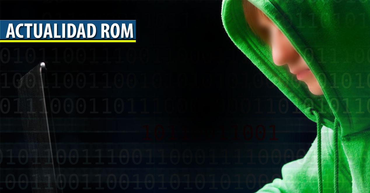 Chico con gorro verde manejando ordenador con fondo negro y código digital de fondo