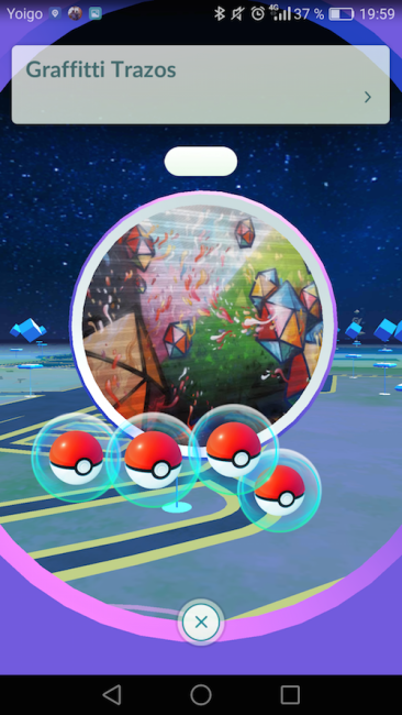 Captura Pokémon GO pokeparada con pokeballs