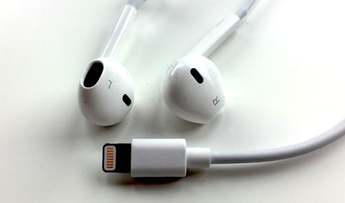 earpods con puerto lightning