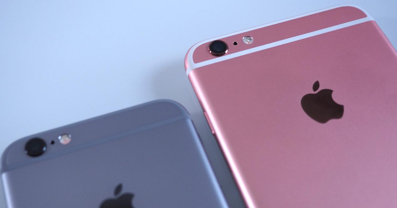 parte trasera iphone 6s gris y iphone 6s rosa