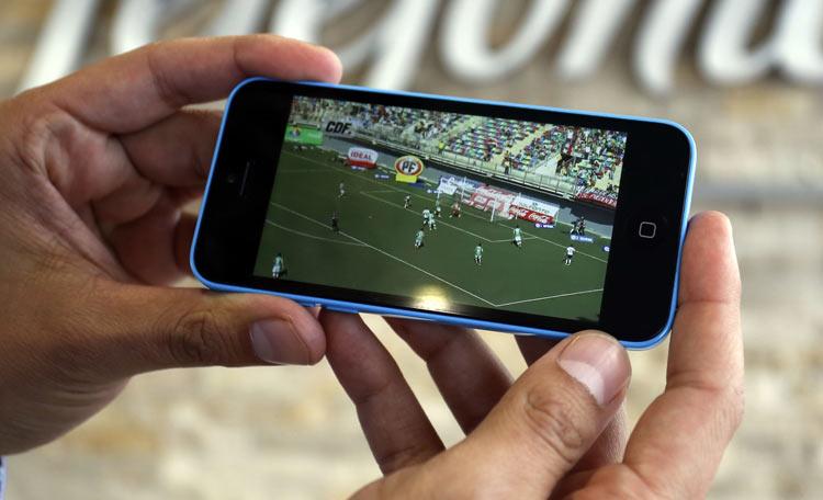 Ver fútbol desde el móvil