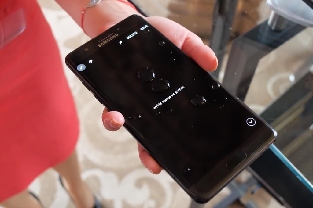 Samsung Galaxy Note 7 mojado