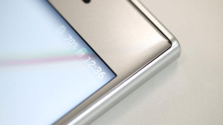 Sony Xperia XZ aluminio alkaleido