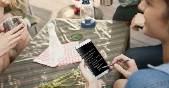 Samsung Galaxy Note 7 escribiendo con pantalla bloqueada