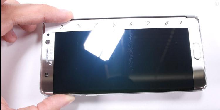 Prueba de la resistencia de la pantalla del Samsung Galaxy Note 7 a los arañazos