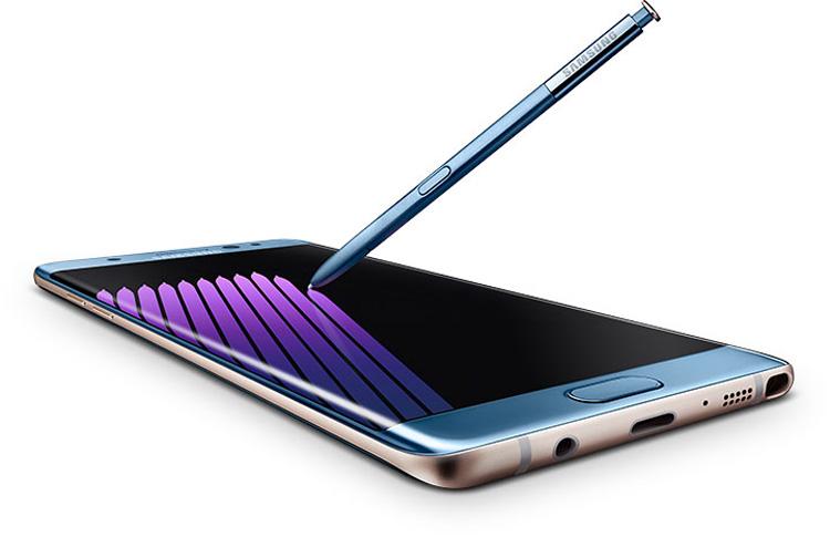 Samsung Galaxy Note 7 en color azul con S Pen