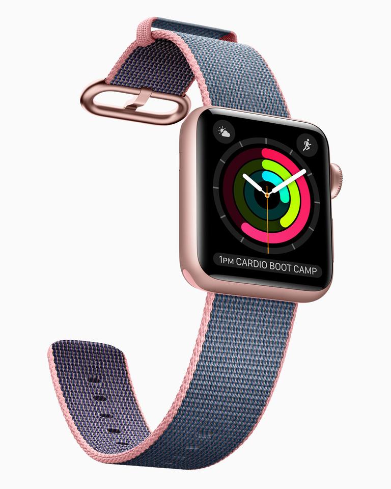 Apple Watch 2 con pantalla encendida