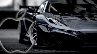 Mclaren MP12 con logo de Apple