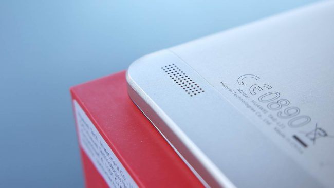 Huawei P8 LIte Smart altavoz