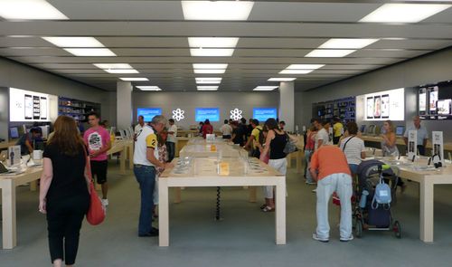 interior de una apple store