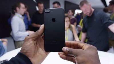 Carcasa negra del iPhone 7 Plus