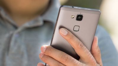 huawei mate 7 en la mano