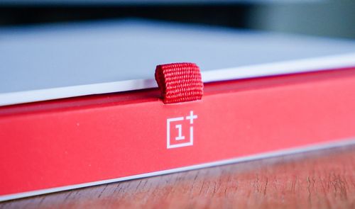 Caja de embalaje del OnePlus X