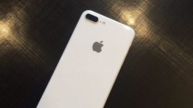 iPhone 7 Jet White