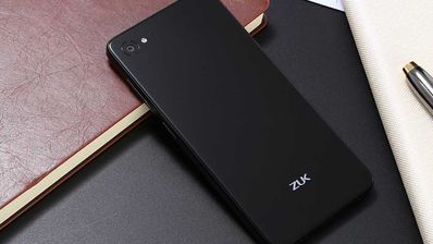 Zuk Z2 de color negro