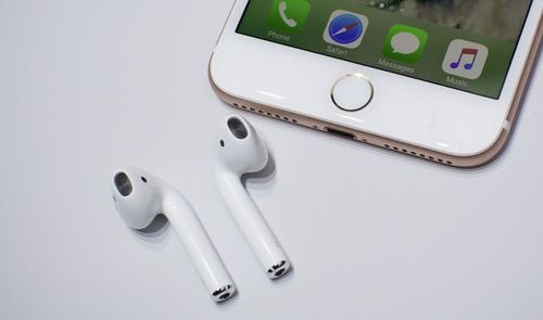 apple airpods
