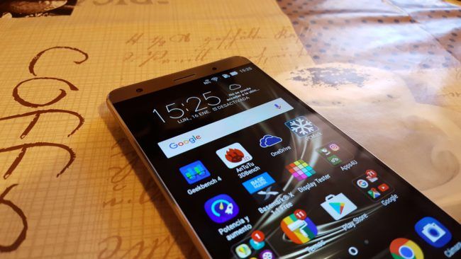Pantalla del ASUS Zenfone 3 Deluxe