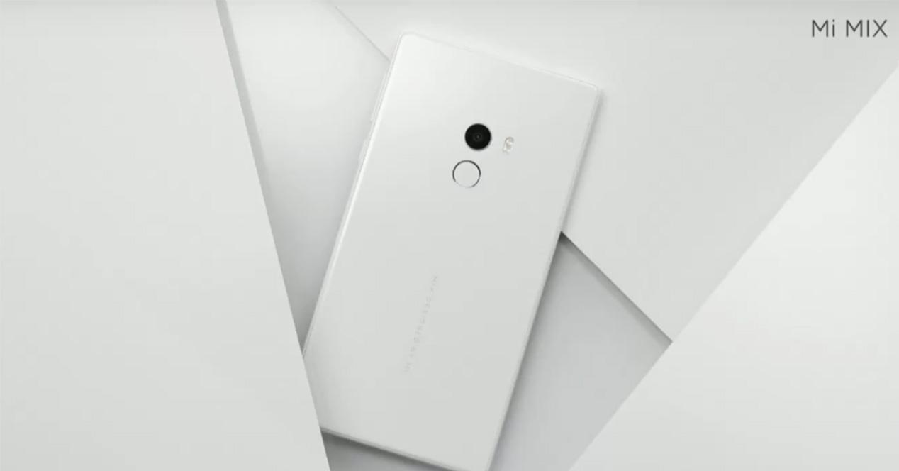 Xiaomi Mi Mix en color blanco