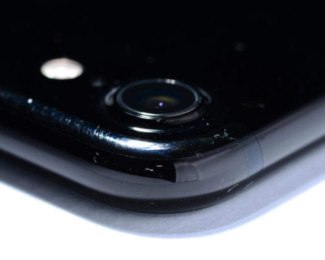 iPhone 7 Jet Black con arañazos