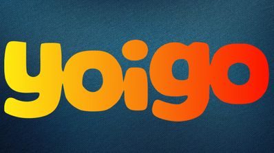Logo de Yoigo sobre fondo vaquero