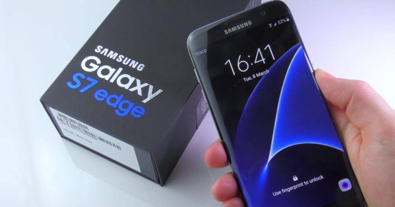Caja de embalaje del Samsung Galaxy S7 Edge
