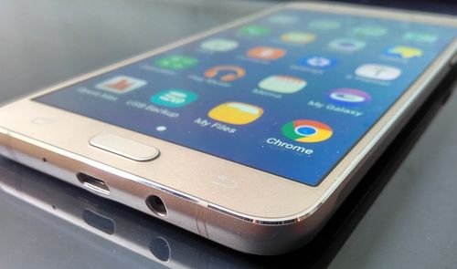 galaxy j7 2016