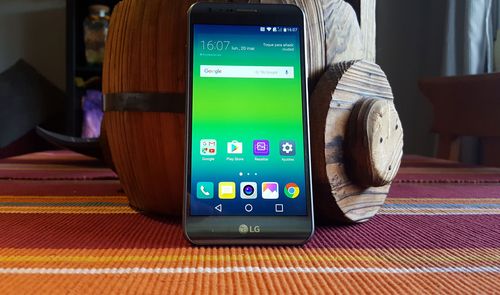 Teléfono LG X cam