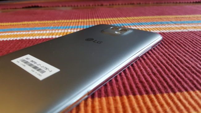 Imagen lateral del LG X cam