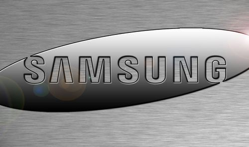 Logo de Samsung en metal