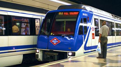 metro de madrid en estación