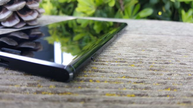 Acabado carcasa Sony Xperia XZ Premium