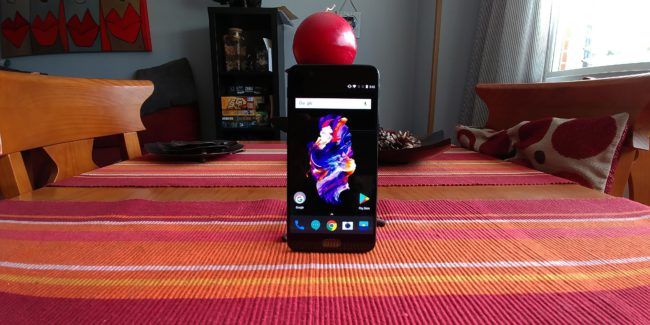 Imagen frontal OnePlus 5