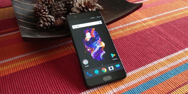 Imagen frontal del OnePlus 5