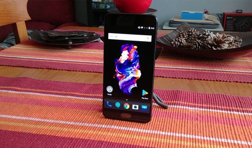Teléfono OnePlus 5