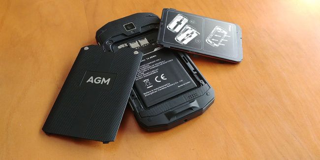 AGM A8 SE abierto