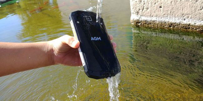 Agua en el AGM A8 SE