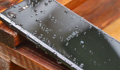 Sony Xperia XZ Premium de color plata