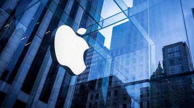 Logotipo de Apple en la tienda de la compañía de Nueva York