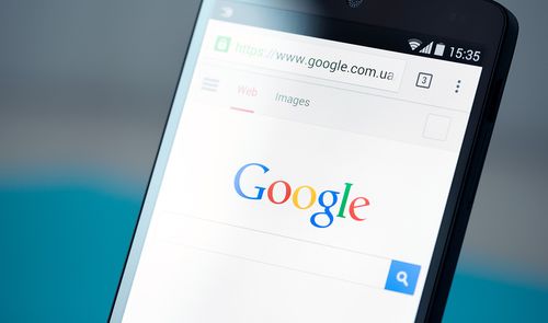 Buscador de imágenes de Google en smartphone Android con nuevas etiquetas