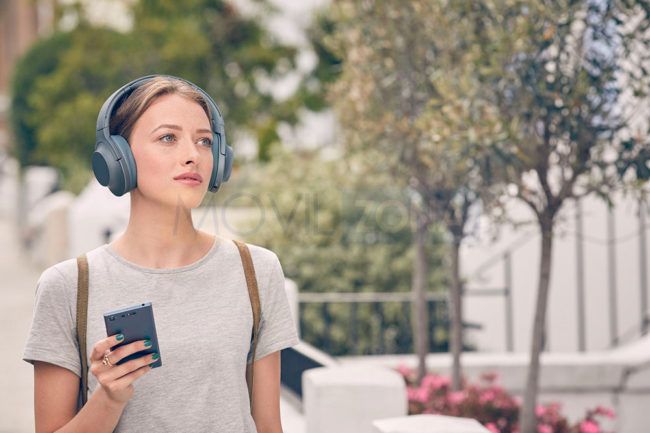 Sony Xperia XZ1 con auriculares