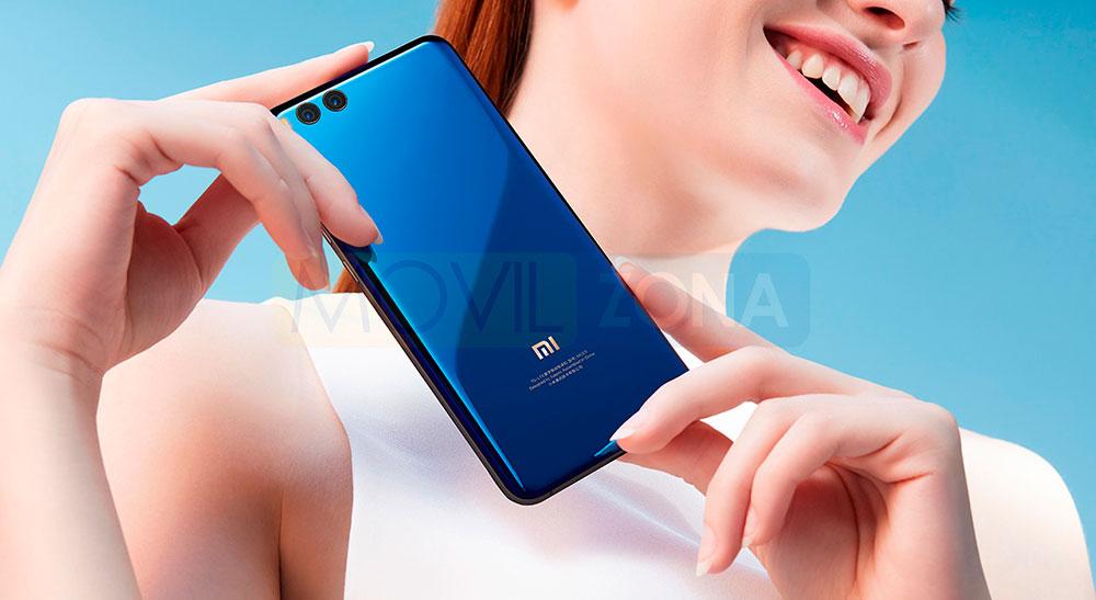 Xiaomi Mi Note 3 azul con chica