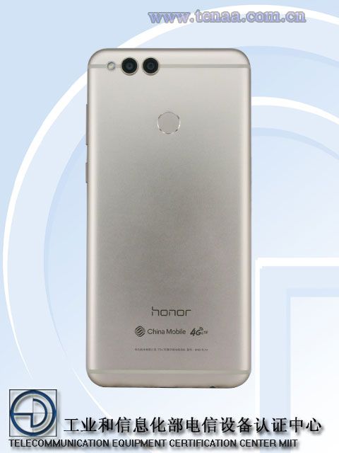 Honor 7X por detrás