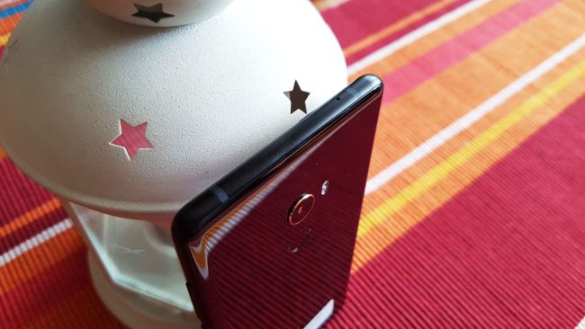 Esquina del Xiaomi Mi Mix 2