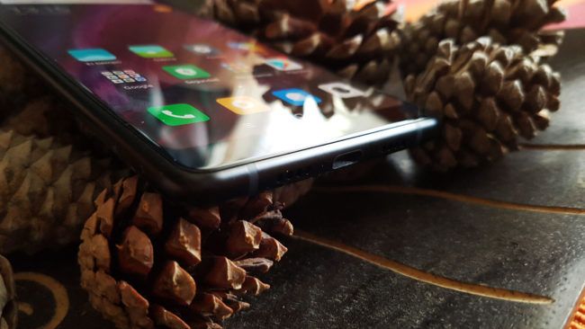 Puerto USB del Xiaomi Mi Mix 2