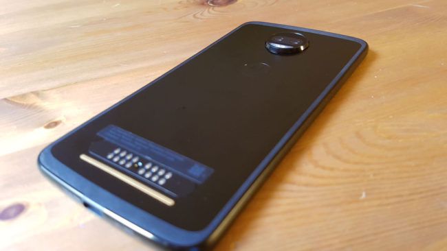 Cámara trasera del Moto Z2 Force