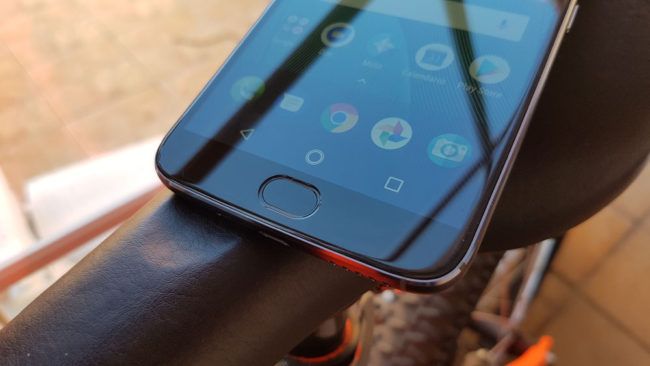 lector del huellas del Motorola Moto G5S Plus