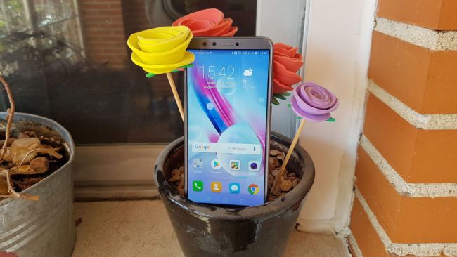 Imagen frontal del Honor 9 Lite